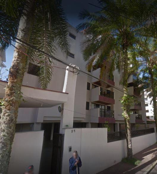 Apto A Uma Quadra Da Praia Ubatuba - Praia Grande Exterior photo